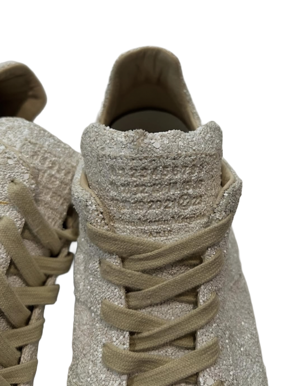 MAISON MARGIELA GAT LOW “WHITE GLITTER” ✨