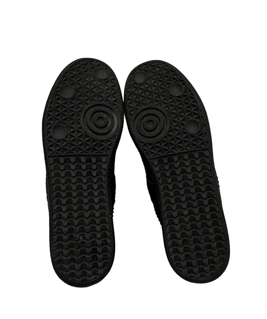 MAISON MARGIELA GAT LOW “BLACK SPIKED”