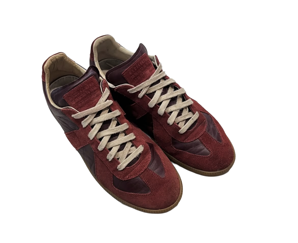 MAISON MARGIELA GAT LOW “RED & BLACK”