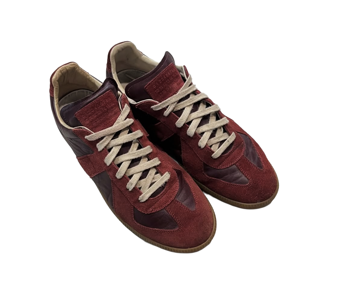 MAISON MARGIELA GAT LOW “RED & BLACK”